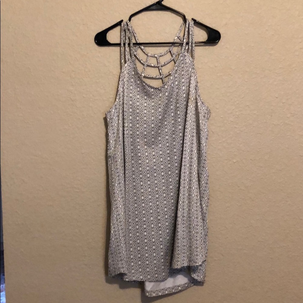 RVCA woman’s black/white dress